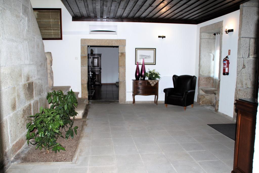 Bed and Breakfast Solar Dos Almeidas - Turismo De Habitacao Транкозу Экстерьер фото