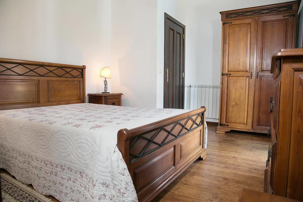 Bed and Breakfast Solar Dos Almeidas - Turismo De Habitacao Транкозу Экстерьер фото